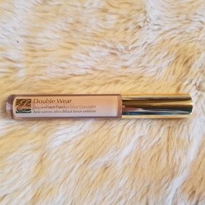 Estee lauder doublewear concealer